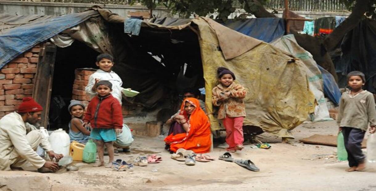 Economic inequality in india : 10 % शहरी परिवारों के पास 1.5 करोड़ की प्रॉपर्टी तो 30 % गरीबों की औसत संपत्ति सिर्फ 2000 रुपए