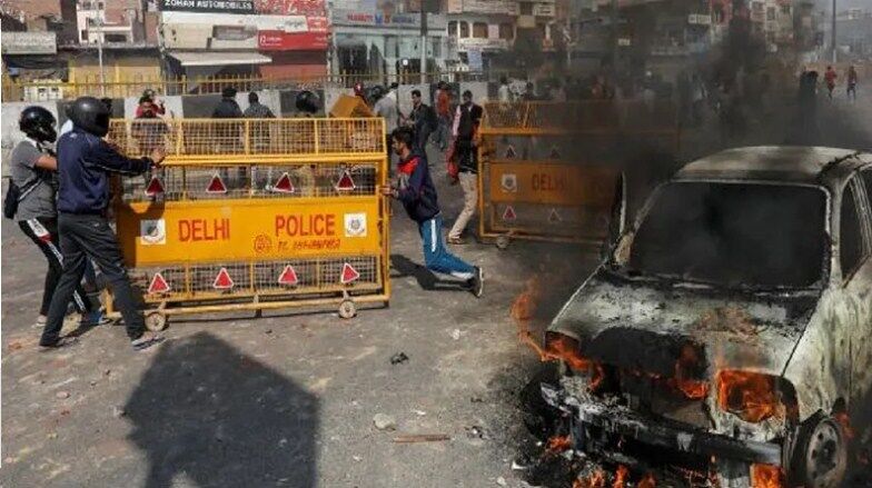 दिल्ली के सुनियोजित उपद्रव में अब तक 22 से ज्यादा की मौत, 200 लोग गंभीर रूप से घायल