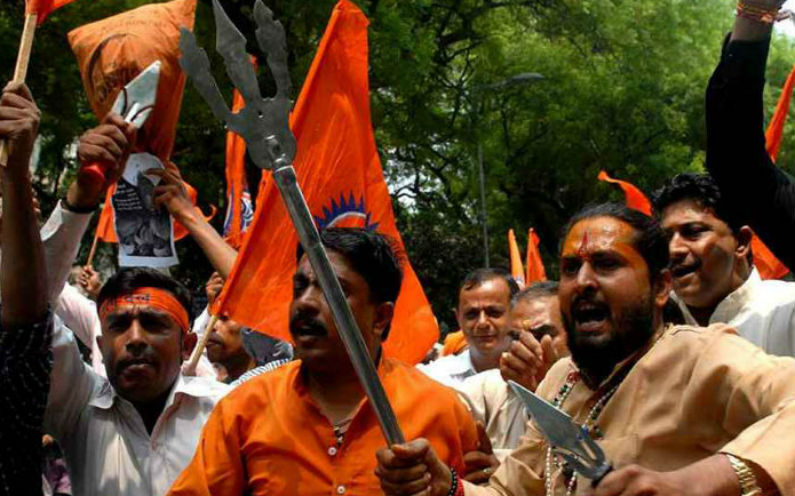 आजादी के बाद देश को सबसे ज्यादा लूटने वाले हिंदू लुटेरों से नहीं कोई दिक्कत, नफरत सिर्फ मुस्लिमों से