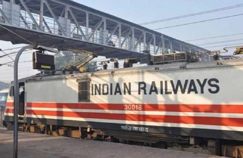 12 घंटे के अंदर बर्निंग ट्रेन में बदलीं दो रेलगाड़ियां-दर्जनों गंभीर रूप से घायल, यात्री सुरक्षा पर सवालिया निशान