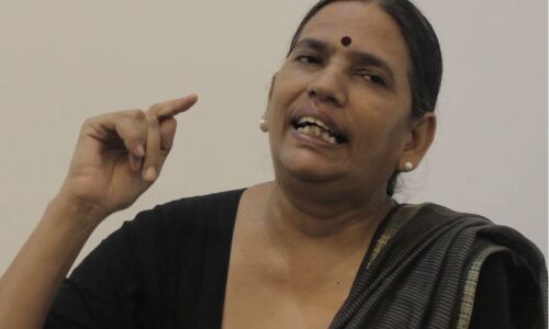 अरनब गोस्वामी सुधा भारद्वाज को पहले जानो, फिर जुबान खोलो