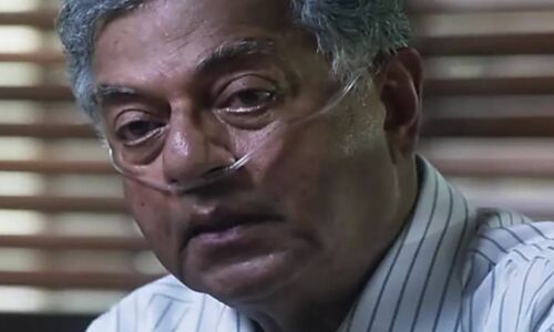 चर्चित लेखक, फिल्मकार और अभिनेता गिरीश कर्नाड का लंबी बीमारी के बाद निधन