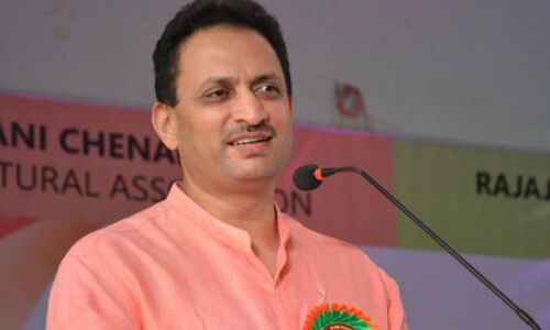 गांधी ने किया था स्वाधीनता की लड़ाई का ड्रामा, भाजपा सांसद अनंत कुमार हेगड़े ने दिया विवादित बयान