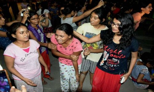 बहादुर नहीं डरपोक और पत्थरदिल पीएम हैं मोदी