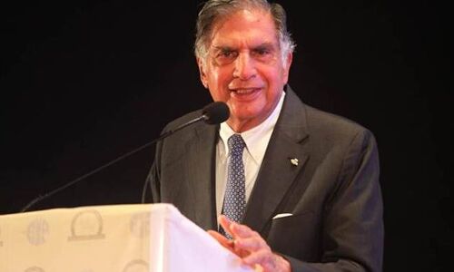 कोरोना की मुश्किल घड़ी में आगे आए रतन टाटा, वायरस से लड़ने के लिए दिए 500 करोड़ रुपए