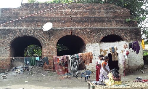 बनते घर, पूरे होते सपने आखिर किसके लिए?