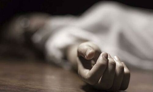 टीचर ने पूरी क्लास के सामने कहा चरित्रहीन, तो 7वीं की छात्रा ने कर ली आत्महत्या