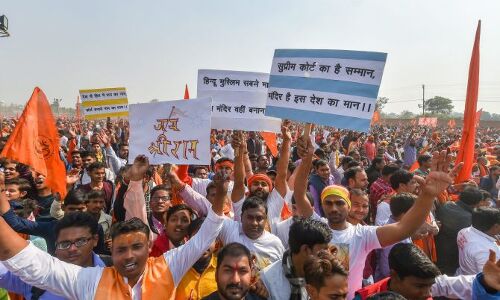 राम मंदिर पर सुप्रीम कोर्ट का राग अलाप रही भाजपा, इन फैसलों पर अदालत को दिखाती रही है ठेंगा