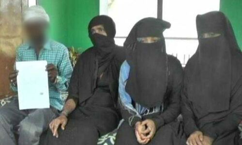 पुलिस ने नहीं दर्ज की शिकायत तो 4 बेटियों के पिता ने योगी-मोदी के पास लगाई गुहार, कहा गुंडे-बदमाशों से बचाओ मेरी बेटियों को