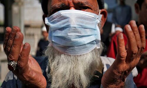 कोरोना : मस्जिद में नमाज पढ़ने को लेकर हरदोई में 101 तो पीलीभीत में 100 लोगों पर दर्ज हुआ मुकदमा