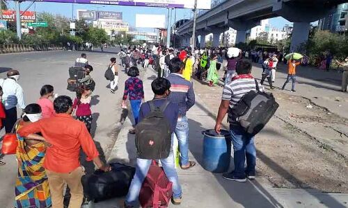 LOCKDOWN: हरियाणा से उत्तर प्रदेश लाए गए 2224 मजदूर, घर जाने से पहले 14 दिन तक रहेंगे क्वारंटीन में