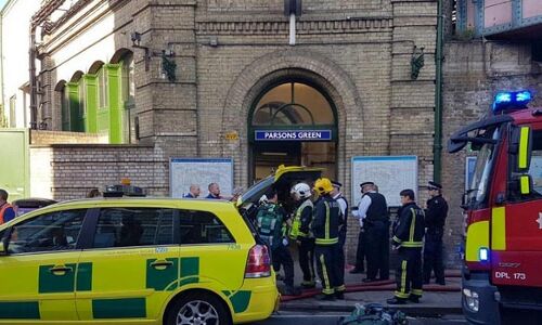 लंदन की अंडर ग्राउंड ट्रेन में हुआ आतंकी हमला