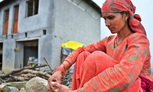 माहवारी के दौरान नर्क सी पीड़ा झेलती हिमाचली महिलाएं