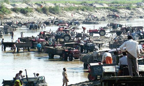 खनन करने वालों के पक्ष में दिया हाईकोर्ट ने फैसला