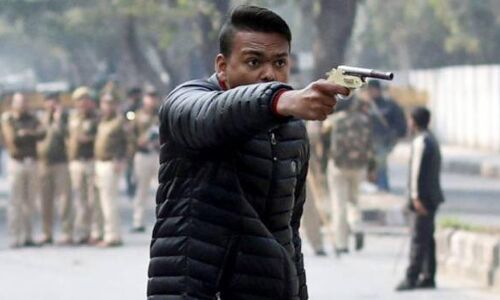 जामिया मिल्लिया के छात्र को हिंदूवादी युवक ने मारी गोली, पुलिस ने किया गिरफ्तार