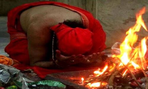 Blind Faith अंधविश्वास:  कपूर को पैर से रगड़कर निकालते थे धुंआ, अशुभ संकेत बता ठगी करने वाले 6 लोग गिरफ्तार