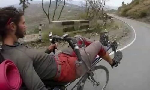 लॉकडाउन में फंसे हंगरी के साइक्लिस्ट का लैपटॉप से लेकर पर्स तक सबकुछ हुआ चोरी