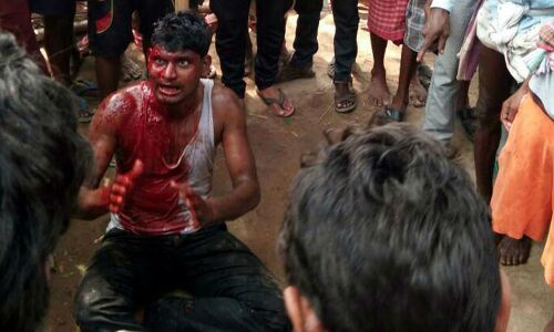 बंगाल में सड़क किनारे गाय बांधने पर भीड़ ने पीट-पीटकर उतार दिया मौत के घाट