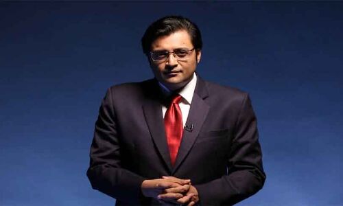 अर्णब गोस्वामी की मुश्किलें बढ़ीं- रायपुर के सिविल लाइन थाना पुलिस ने नोटिस जारी कर पूछताछ के लिए बुलाया