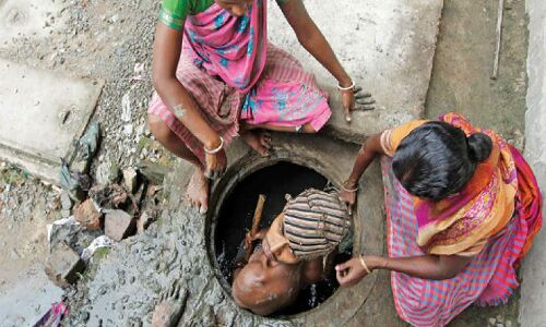 सफाई कर्मचारियों के कन्वेंशन में स्वच्छ भारत अभियान की खुली पोल