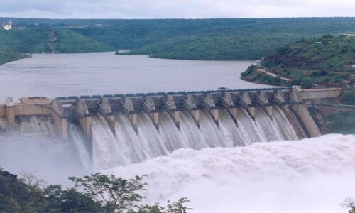 नदियों को मां मानने वाले देश में उनका सबसे ज्यादा अपमान