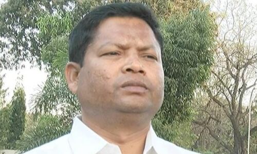 भाजपा मंत्री की शह पर अधिकारी कर रहे करोड़ों का घोटाला