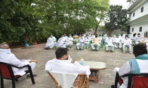 ट्रिपल मर्डर केस : नीतीश सरकार और RJD में आरपार, रोक के बावजूद निकले तेजस्‍वी, गिरफ्तारी संभव