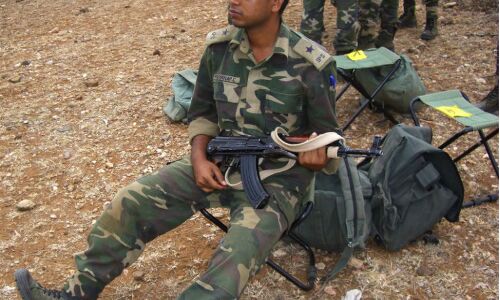 जिला न्यायाधीश के चैम्बर में योगी के पुलिस कप्तान और वकीलों के बीच मारपीट