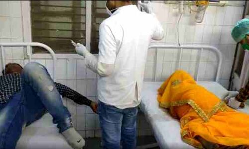 योगीराज : पुलिस की प्रताड़ना से तंग प्रेमी युगल ने थाने में खाया जहर, मचा हड़कंप योगीराज : पुलिस की प्रताड़ना से तंग प्रेमी युगल ने थाने में खाया जहर, मचा हड़कंप