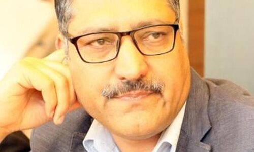 राइजिंग कश्मीर के संपादक शुजात बुखारी की गोली मारकर हत्या