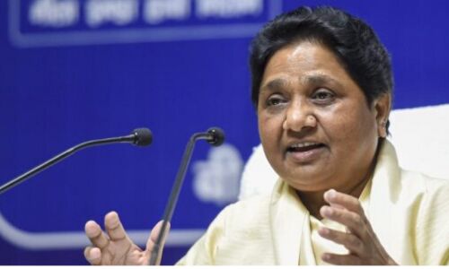 ब्राह्मणों के पैर छुओ जैसा कोई अभियान नहीं चलाया है बसपा ने, जनज्वार के फैक्ट चेक में खुलासा