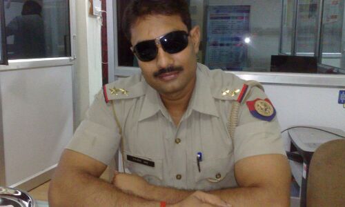 संपादक सुभाष राय से घर में घुसकर गुंडागर्दी करने वाले एसटीएफ इंस्पेक्टर रंजीत राय को DGP उत्तर प्रदेश ने किया निलंबित