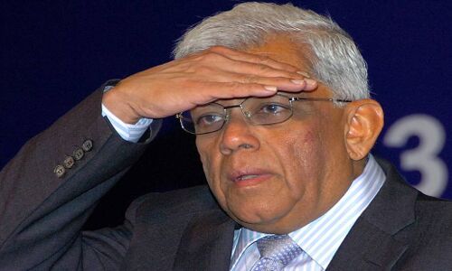 एचडीएफसी के अध्यक्ष दीपक पारेख बोले, बड़े डिफॉल्टर्स से हुए नुकसान को आम ग्राहकों से वसूलते हैं बैंक