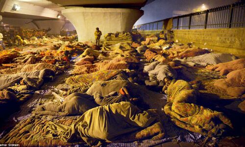 बर्फ की चादर अाैर डिजिटल सपने