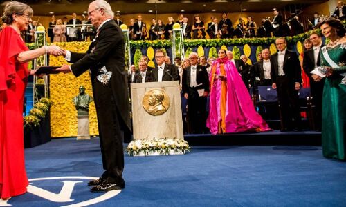 अमेरिका में अब तक नोबेल विजेता रहे 280 वैज्ञानिकों में से सिर्फ 10 महिलाएं, इनमें से एक भी नहीं है अश्वेत