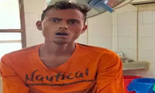 अंधविश्वास : कोरोना ना फैले इसलिए देवता को खुश करने के लिए युवक ने चढ़ाई अपनी जीभ की बलि