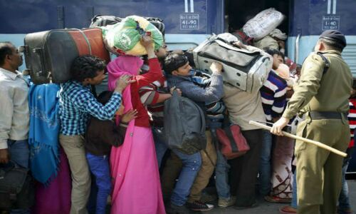 हवाई जहाज की तरह अब ट्रेन में भी नहीं ले जा पाएंगे ज्यादा सामान