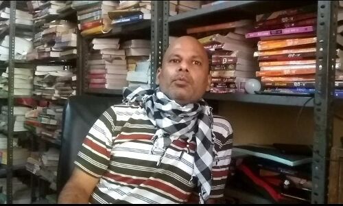 पिछले 25 वर्षों से जरूरतमंद विद्यार्थियों के लिए किताबों का ठिकाना है विद्यार्थी बंधू