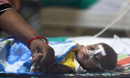 12 करोड़ की आबादी वाले गोरखपुर मेडिकल कॉलेज का 5 करोड़ भी नहीं है सलाना बजट