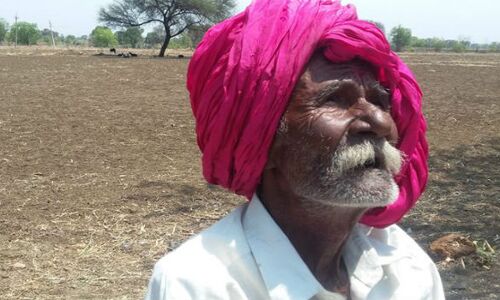 किसान को उल्लू बनाने वाले दो लोकप्रिय नारे