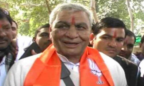 योगी कैबिनेट के मंत्री बोले हमारे समर्थक चले गए थे छुट्टियां मनाने बाहर इसलिए कैराना और नूरपुर हार गई भाजपा योगी कैबिनेट के मंत्री बोले हमारे समर्थक चले गए थे छुट्टियां मनाने बाहर इसलिए कैराना और नूरपुर हार गई भाजपा