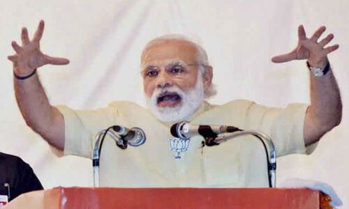 राष्ट्रवाद के नाम पर सोशल मीडिया पर लगाम कसने की तैयारी में मोदी सरकार राष्ट्रवाद के नाम पर सोशल मीडिया पर लगाम कसने की तैयारी में मोदी सरकार