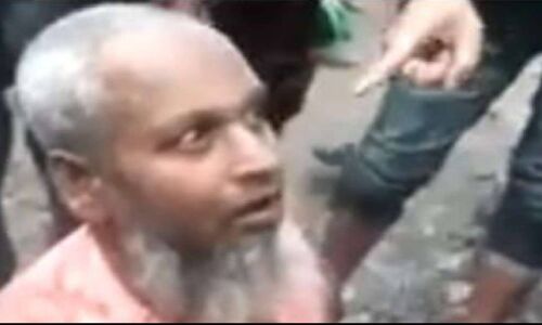 गौमांस बेचने के आरोप में मुस्लिम शख्स को बुरी तरह पीटा, जबरन खिलाया सुअर का मांस