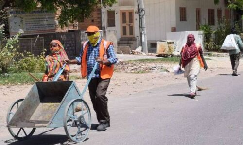 COVID-19 के मेडिकल कचरे से सफाई कर्मचारियों को सबसे ज़्यादा ख़तरा!