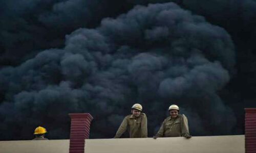 मालवीय नगर अग्निकांड मामले में गोदाम मालिक गिरफ्तार, रिहायशी इलाके में चला रहा था अवैध धंधा मालवीय नगर अग्निकांड मामले में गोदाम मालिक गिरफ्तार, रिहायशी इलाके में चला रहा था अवैध धंधा