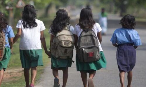 बिहार सरकार का बड़ा फैसला, 31 मार्च तक बंद रहेंगे स्कूल-कॉलेज, सिनेमा हॉल