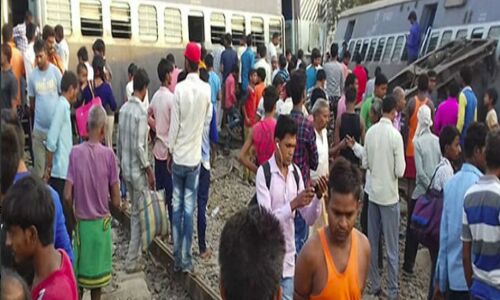 रायबरेली में हुए रेल हादसे में लगभग 12 लोगों की मौत, 100 से ज्यादा घायल
