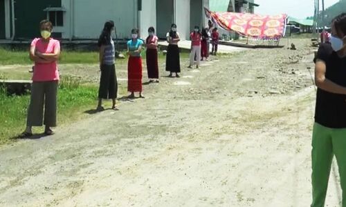 300 से ज्यादा मणिपुरी नर्सों ने सामूहिक इस्तीफा, कहा लोग हम पर थूकते हैं, नस्लभेद और भेदभाव से परेशान हैं हम