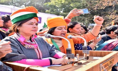 शाहीनबाग के आंदोलनकारियों को भाजपा सांसद मीनाक्षी लेखी की चेतावनी के मायने जेएनयू-जामिया दोहराने की धमकी तो नहीं! शाहीनबाग के आंदोलनकारियों को भाजपा सांसद मीनाक्षी लेखी की चेतावनी के मायने जेएनयू-जामिया दोहराने की धमकी तो नहीं!