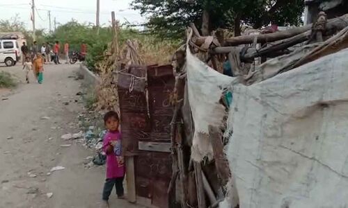 ग्राउंड रिपोर्ट: गुजरात के भुज में खाने के लिए संघर्ष के कर रहे मजदूर, किसानों का भी बुरा हाल